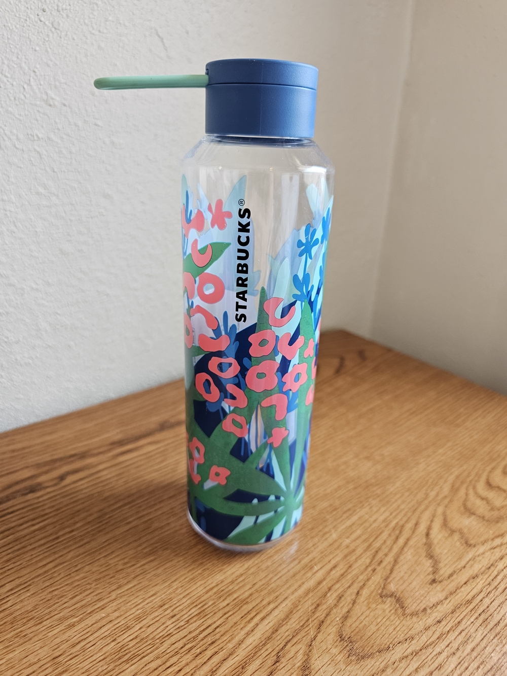 NWOT Starbucks 2021 Cheetah Reef Water Bottle 24 Oz Collectible Leaves